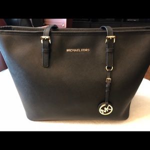 Authentic Michael Kors Tote in Black